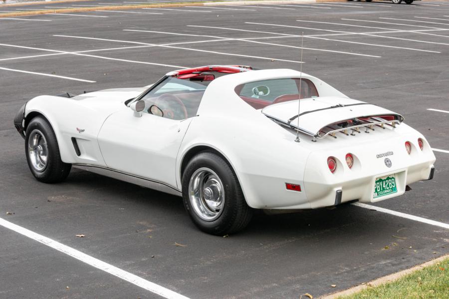  Chevrolet Corvette (1YZ67) 1977 года  (фото 13 из 66)